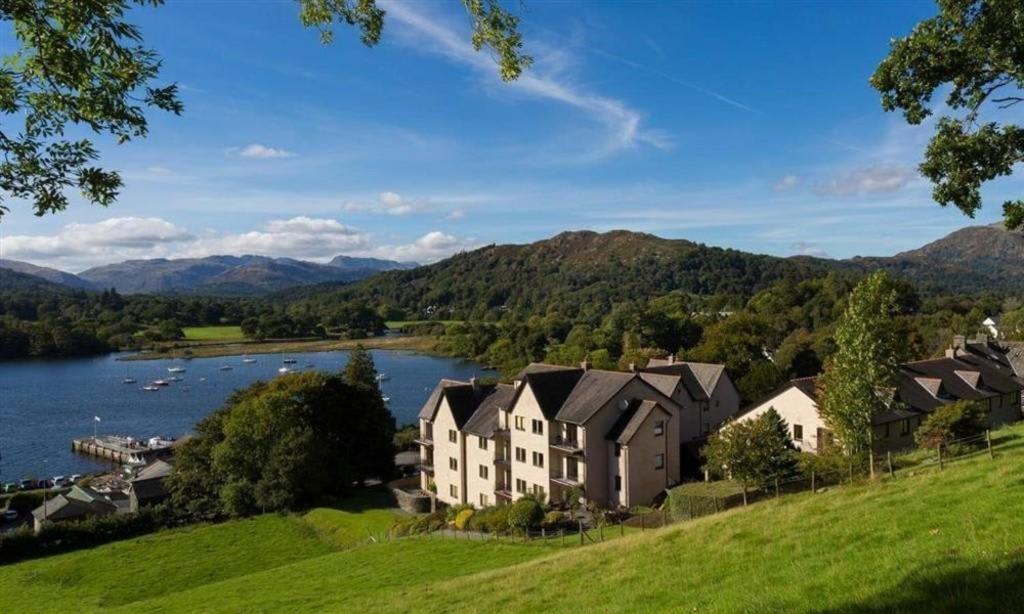 Brand New - Contemporary - 2 Bedroom - 2 Bathroom - Spacious Apartment - Lake Views Ambleside Exterior foto