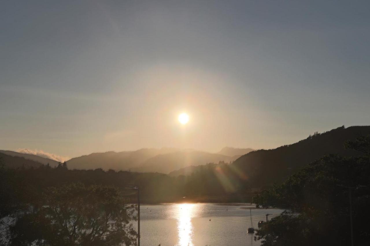 Brand New - Contemporary - 2 Bedroom - 2 Bathroom - Spacious Apartment - Lake Views Ambleside Exterior foto